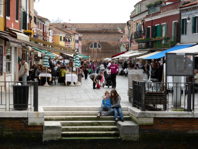 bonding in burano