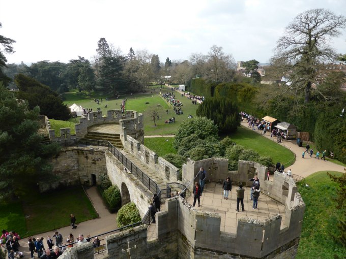 warwick castle battlement